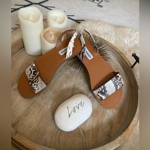 Steve Madden sandals